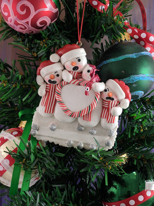 "Droopy Eye" Snowmen Family Christmas Ornament